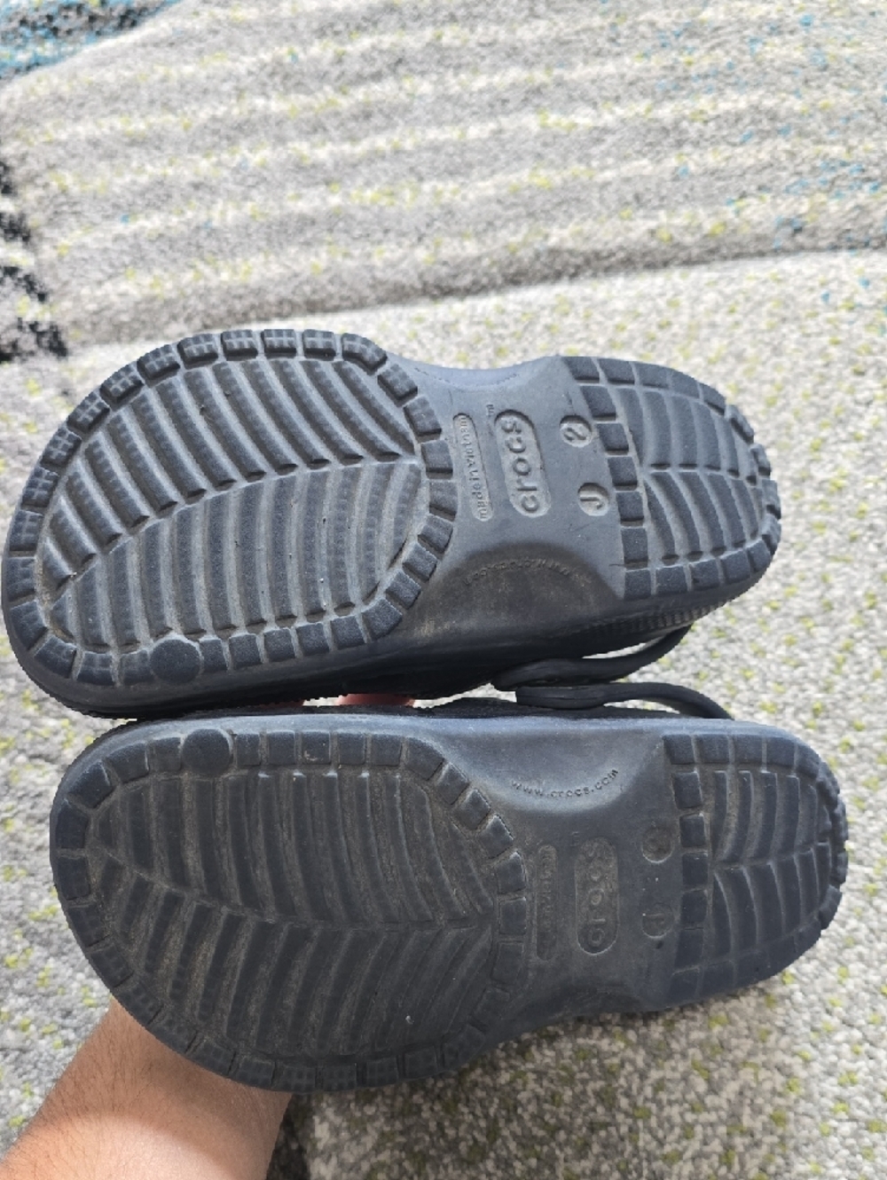 CROCS Kids' Navy Classic Clog Sandals Size 2 - Picture 8 of 9